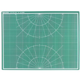 Коврик (мат) для резки BRAUBERG, 3-слойный, А2 (600х450 мм), двусторонний, толщина 3 мм, зеленый, 236903